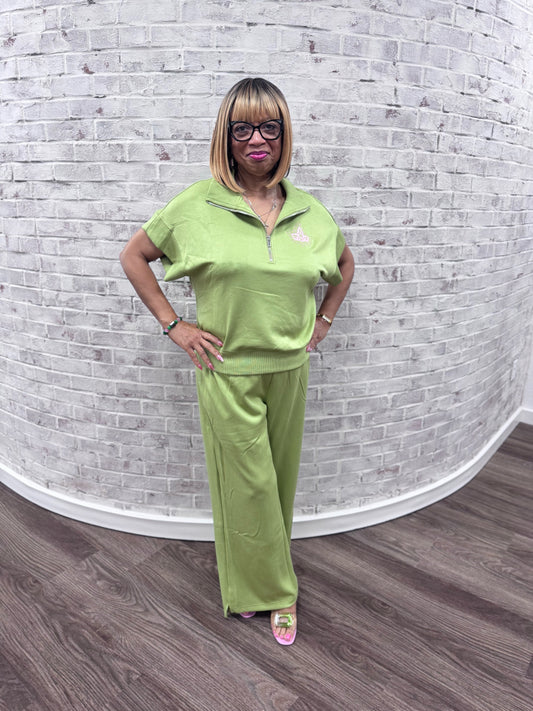 Apple Green Set | 2-piece Leisure Warm-up Suit