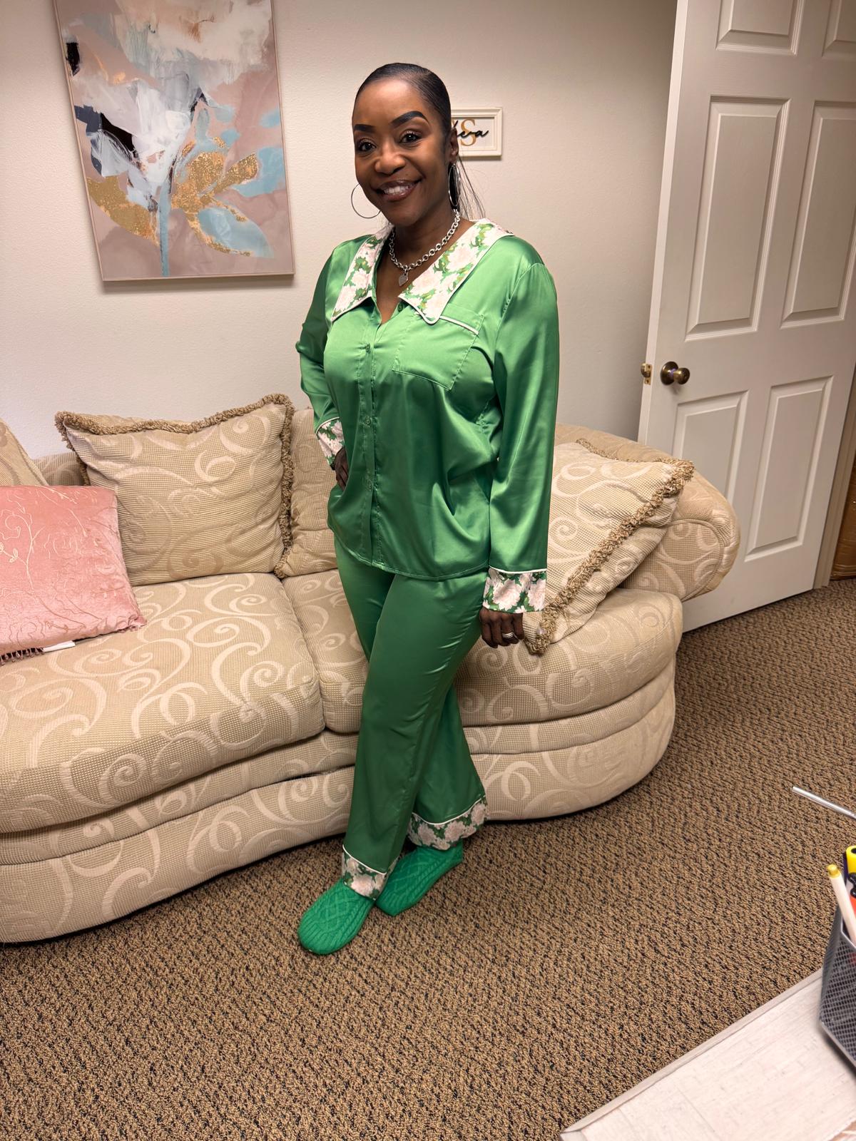 White Roses and Pearls PJs