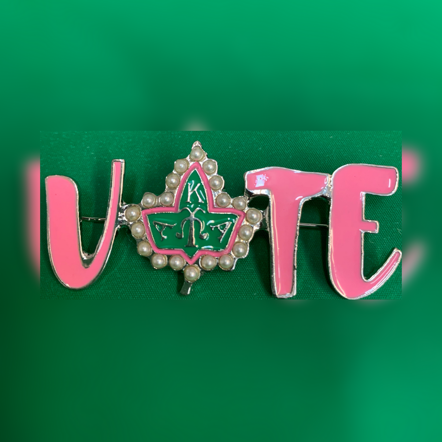 AKA | 20 Pearl Vote Label Pin