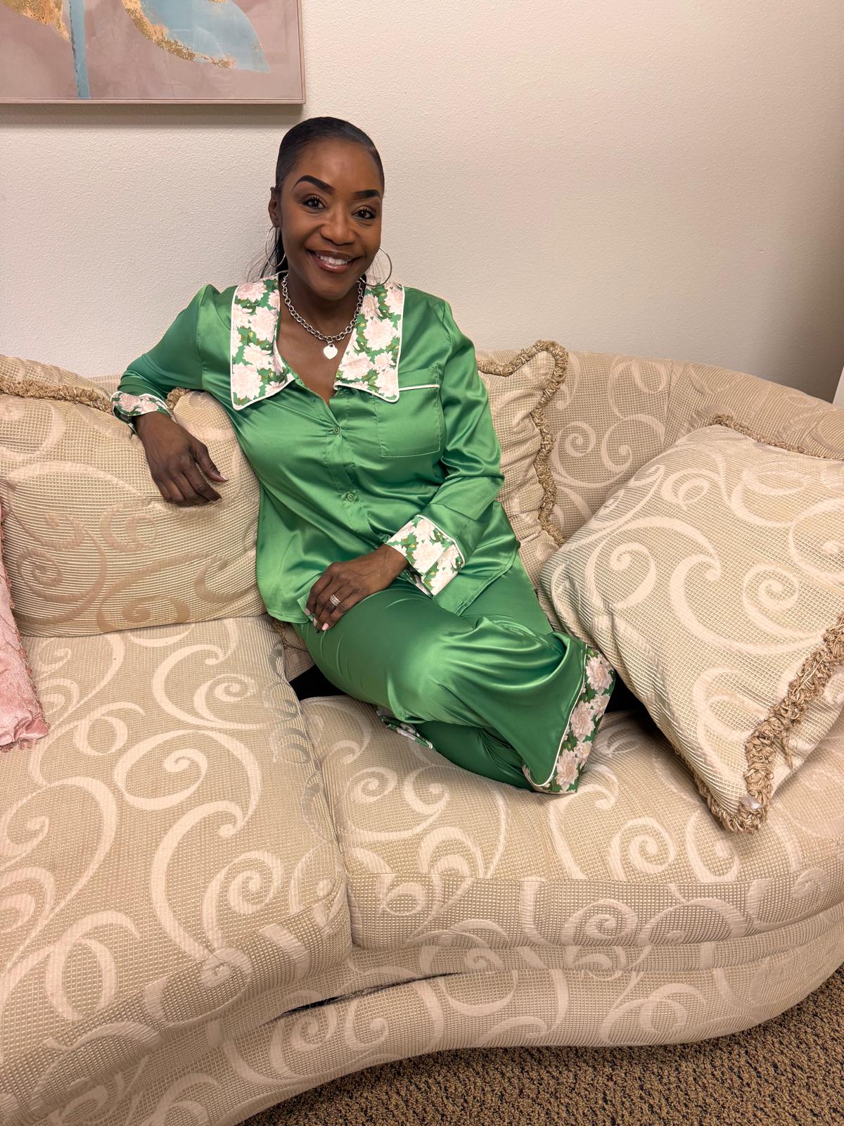 White Roses and Pearls PJs