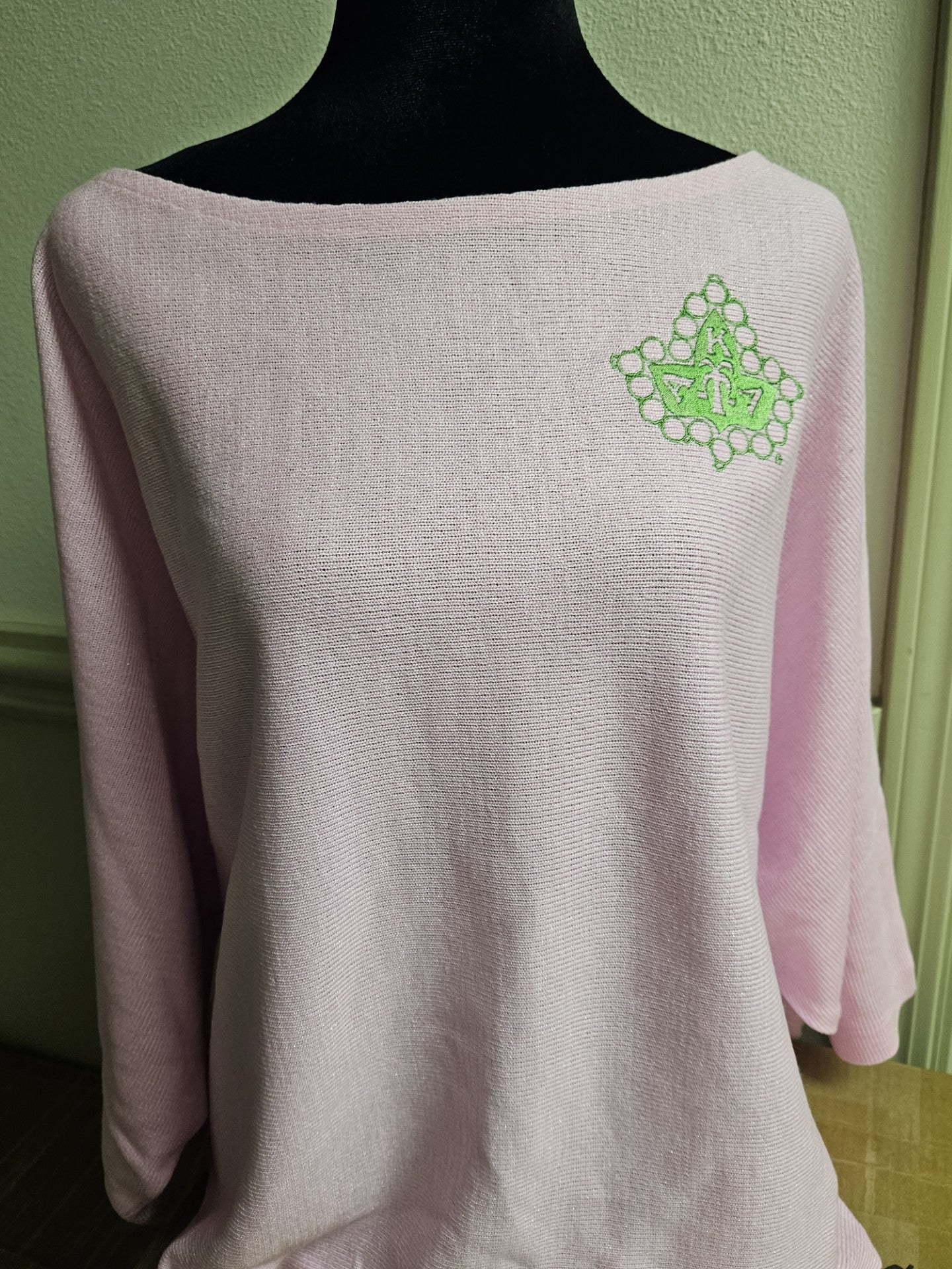 Dolman Top with Ivy Crest